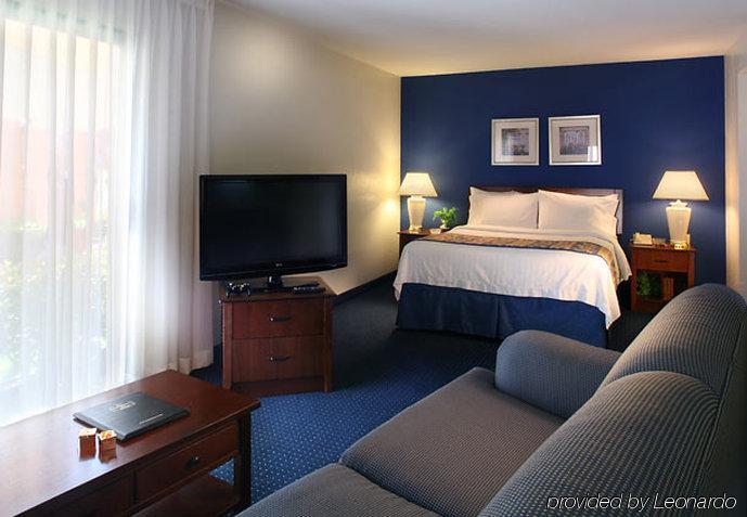 Clementine Hotel & Suites Anaheim Room photo